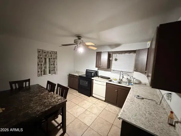 $285,000 | 338 East Marilyn Avenue, Mesa, AZ 85210