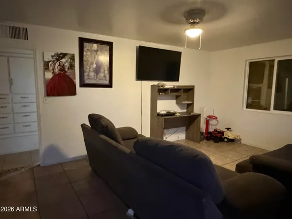 $285,000 | 338 East Marilyn Avenue, Mesa, AZ 85210