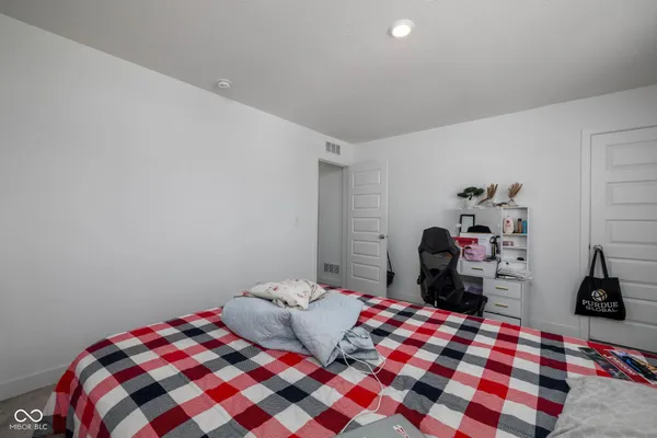 $390,000 | 11522 Basalt Drive, Indianapolis, IN 46235