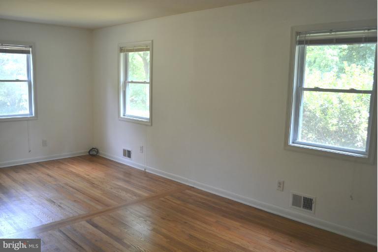 1141 Cumberstone Road Harwood, MD 20776 - Photo 20 of 30 Bedroom (Master)