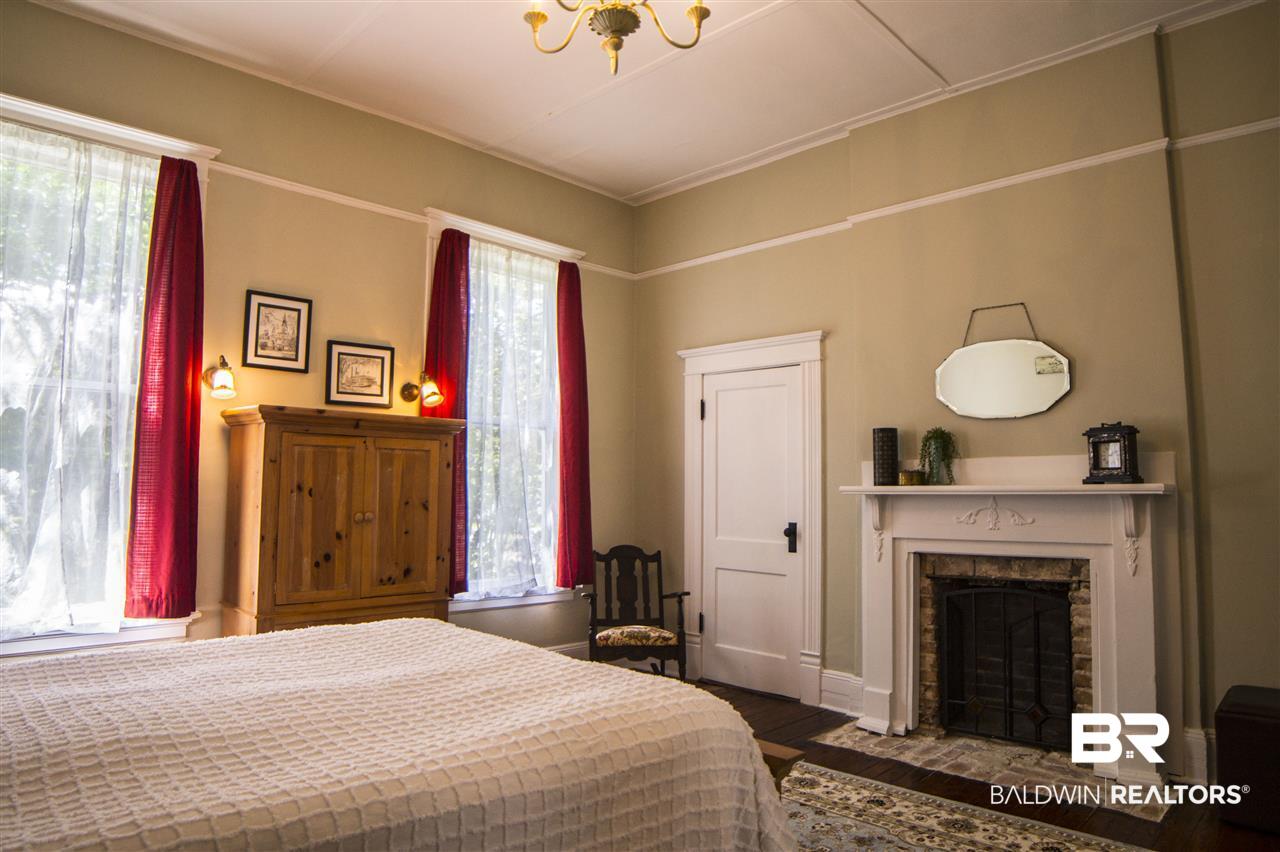 134 Margaret Street Mobile, AL 36607 - Photo 6 of 41