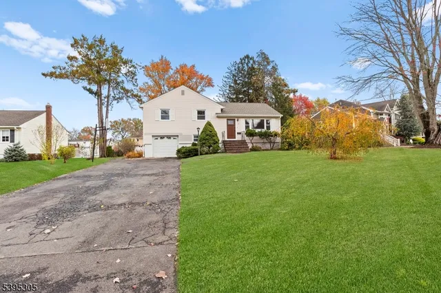 $749,000 | 19 Petry Drive, East Hanover, NJ 07936