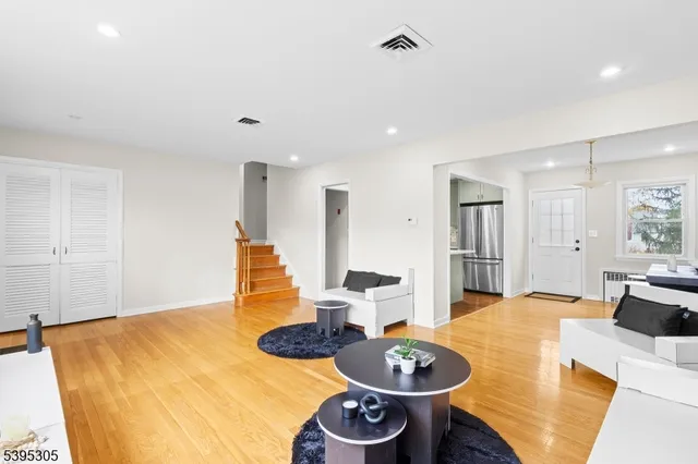 $749,000 | 19 Petry Drive, East Hanover, NJ 07936