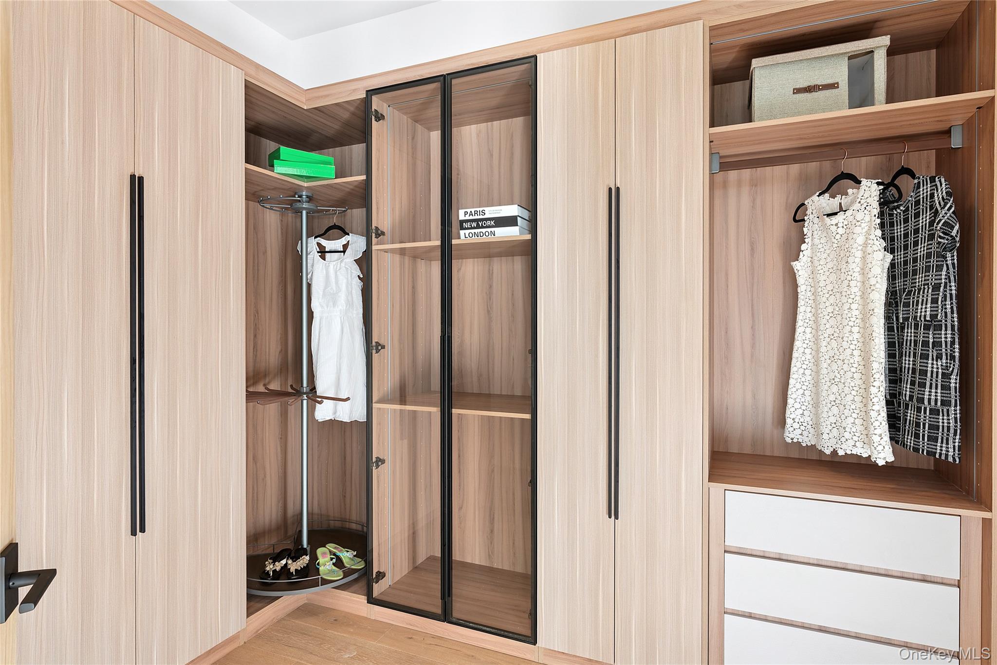 35 Springwood Way East Hampton, NY 11937 - Photo 16 of 38 a view of front door with hallway