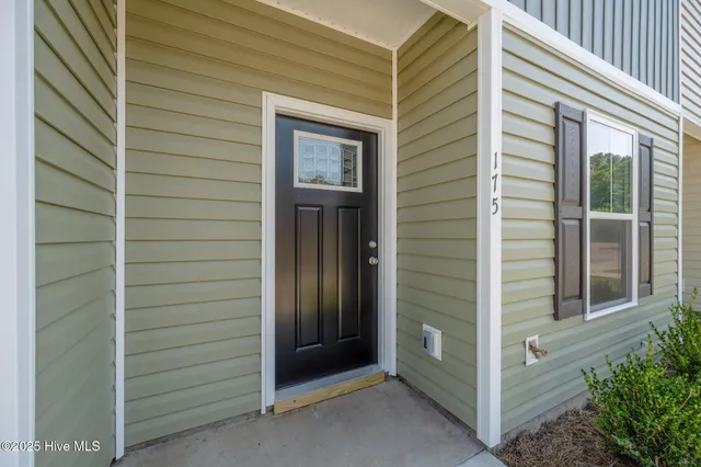 $220,000 | 175 Buckhorn Avenue, Holly Ridge, NC 28445