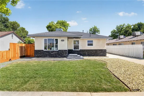 $355,000 | 1127 West 19th Street, Merced, CA 95340