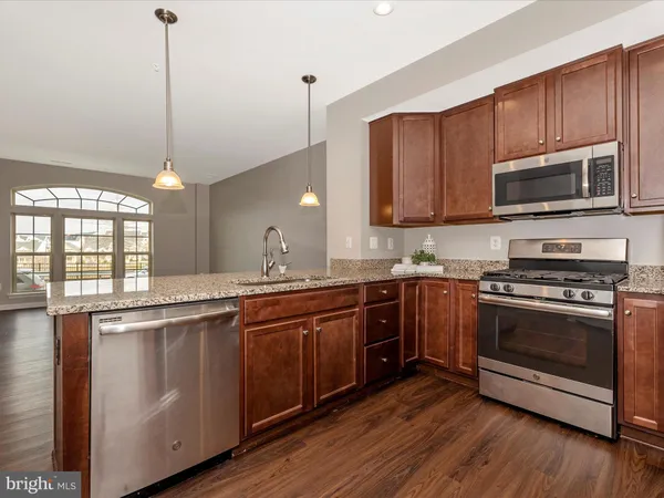 $2,750 | 10020 Beerse Street, Ijamsville, MD 21754