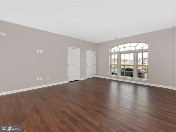 $2,750 | 10020 Beerse Street, Ijamsville, MD 21754