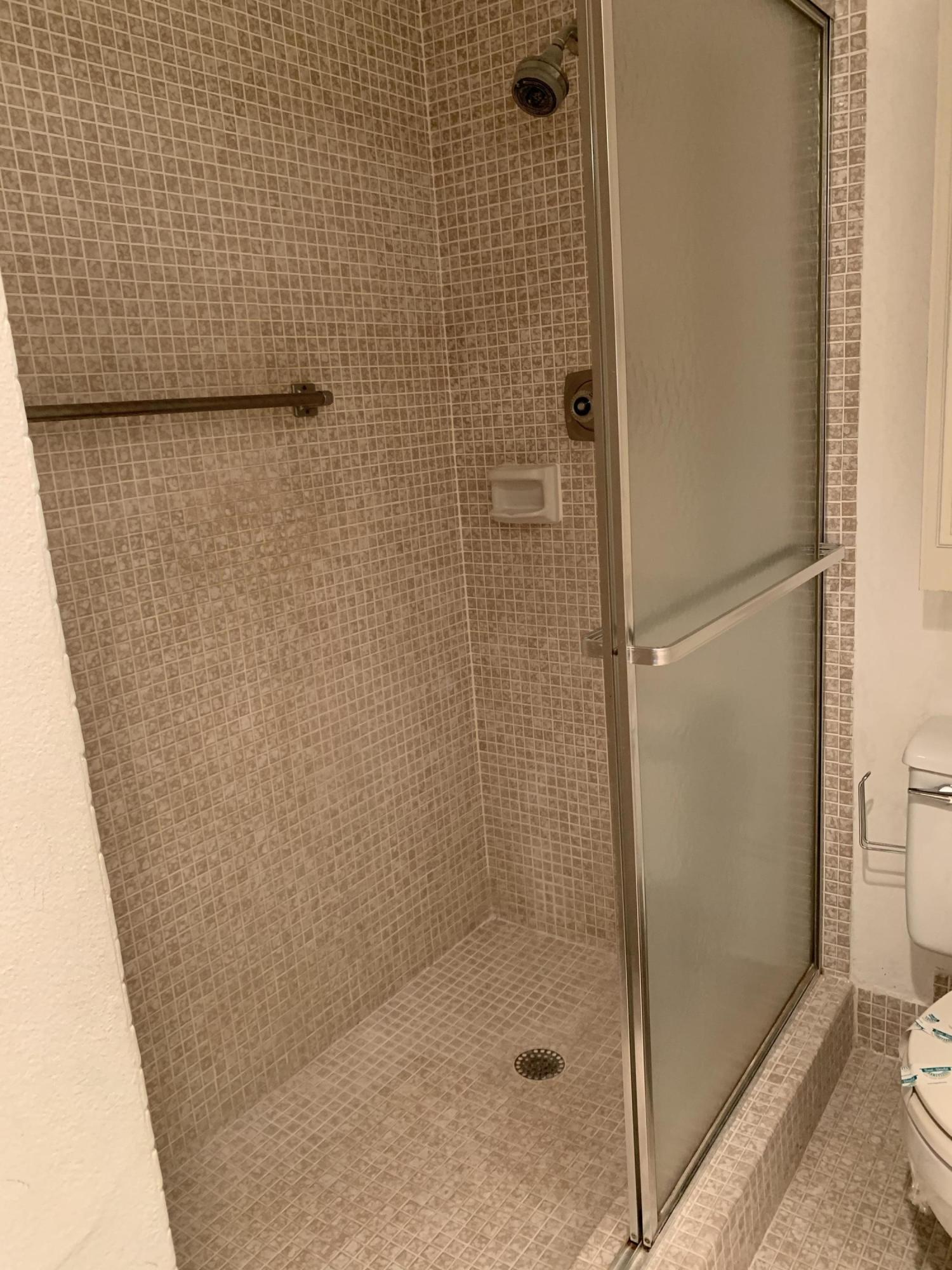 2047 Hythe A Boca Raton, FL 33434 - Photo 10 of 20 IMG_1016