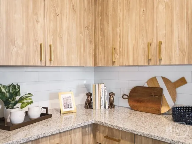 $2,621 | 154 Heartwood Avenue South, Unit C1L WITH GARAGE, Richmond Hill, GA 31324