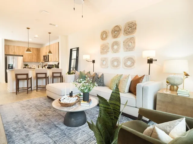 $2,621 | 154 Heartwood Avenue South, Unit C1L WITH GARAGE, Richmond Hill, GA 31324