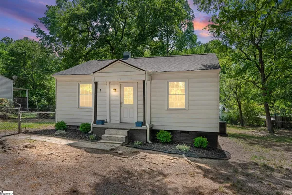 $199,000 | 7 Terrell Avenue, Greenville, SC 29609