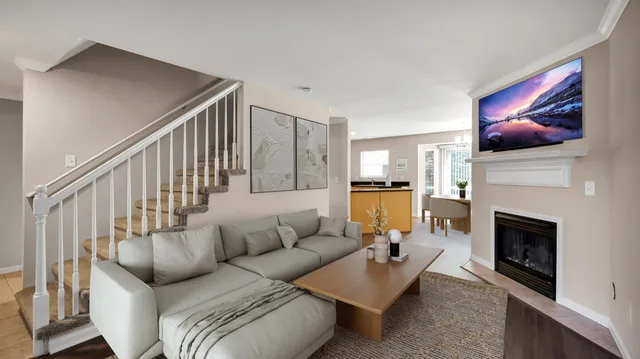 $2,072 | 5463 Stoney Place North, Unit 6102, Utica, MI 48316