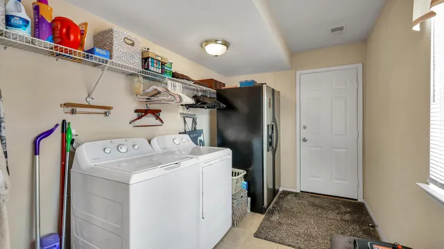 $2,072 | 5463 Stoney Place North, Unit 6102, Utica, MI 48316