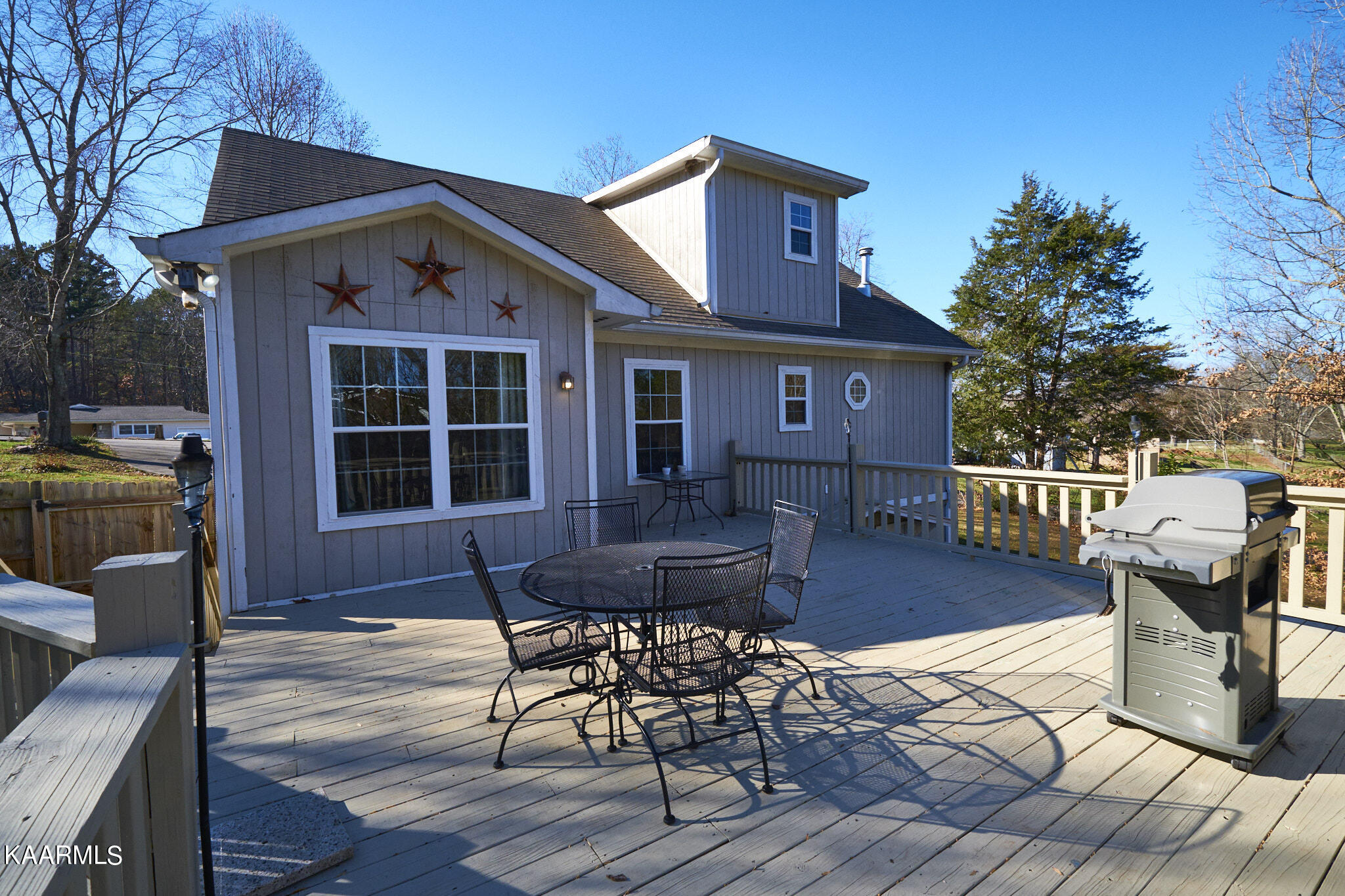 6868 Reddege Road Knoxville, TN 37918 - Photo 11 of 33 Back Deck pic 2