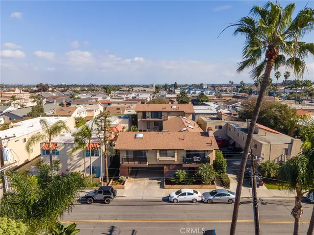 $3,150,000 | 16922 Lynn Lane, Huntington Beach, CA 92649