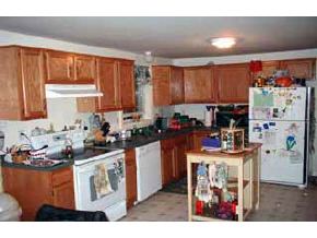 187 A Robinson Road, Unit 1 Hudson, NH 03051 - Photo 2 of 5