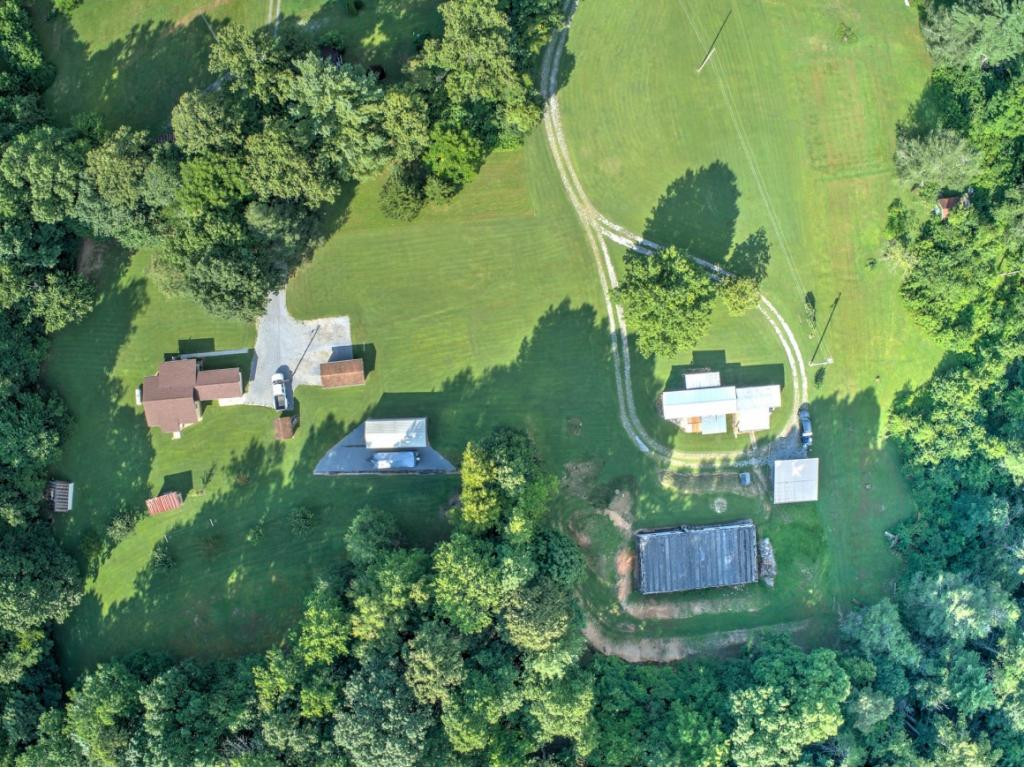 784 Ryder Church Road Bluff City, TN 37618 - Photo 19 of 31 Photo 19