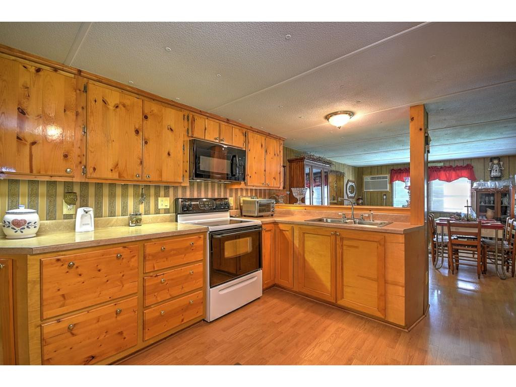 784 Ryder Church Road Bluff City, TN 37618 - Photo 4 of 31 Photo 4