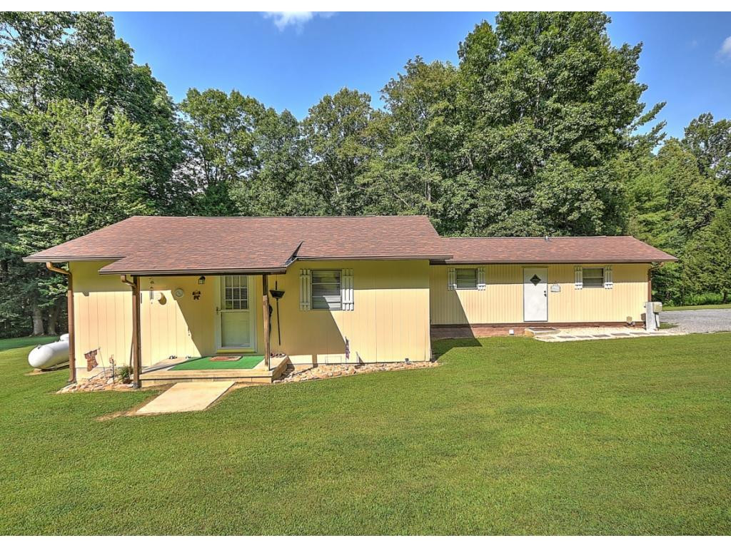 784 Ryder Church Road Bluff City, TN 37618 - Photo 10 of 31 Photo 10