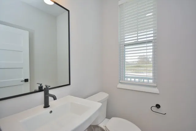 $644,900 | 605 Standing Stone Drive, Waukesha, WI 53189