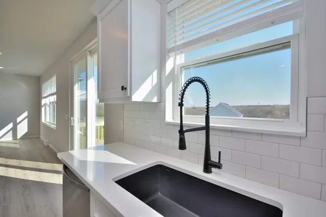 $644,900 | 605 Standing Stone Drive, Waukesha, WI 53189