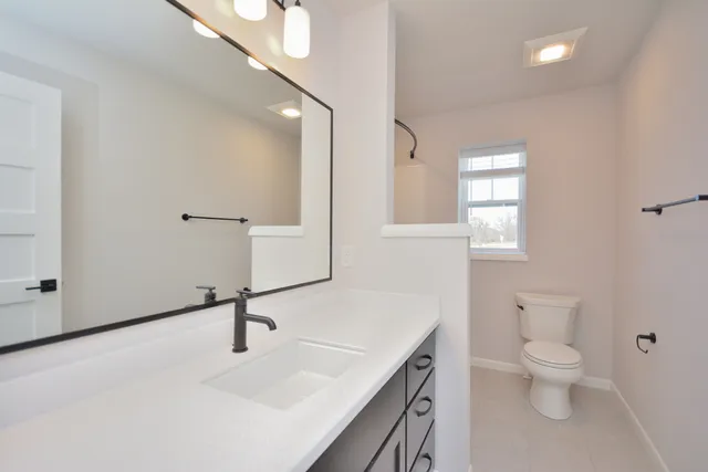 $644,900 | 605 Standing Stone Drive, Waukesha, WI 53189