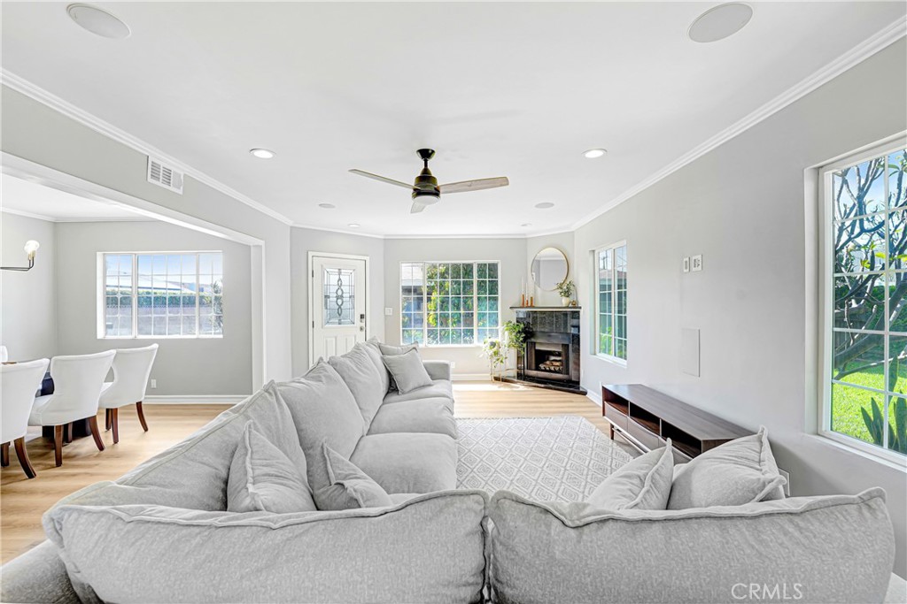 9817 La Rosa Drive Temple City, CA 91780 - Photo 5 of 34