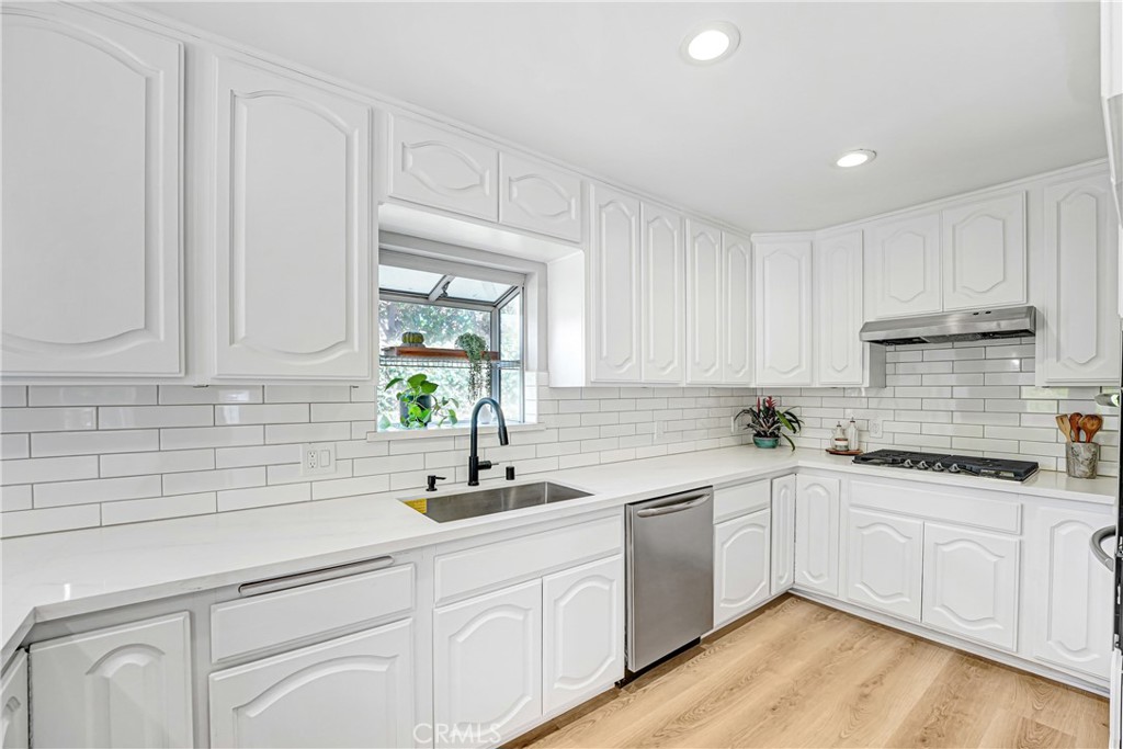 9817 La Rosa Drive Temple City, CA 91780 - Photo 10 of 34