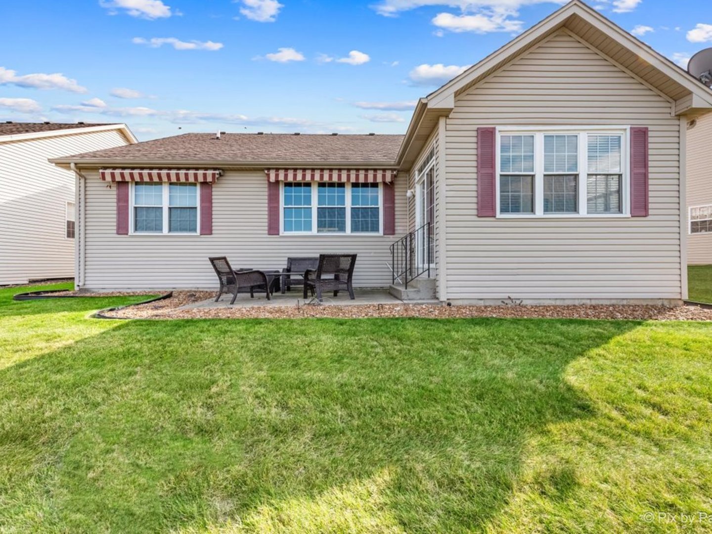 17228 Como Avenue Lockport, IL 60441 - Photo 21 of 32 a view of a house with a backyard