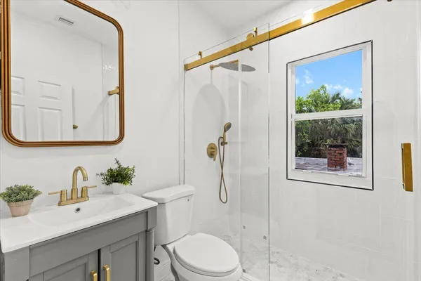 $2,800 | 518 Biscayne Drive, Unit B, West Palm Beach, FL 33401