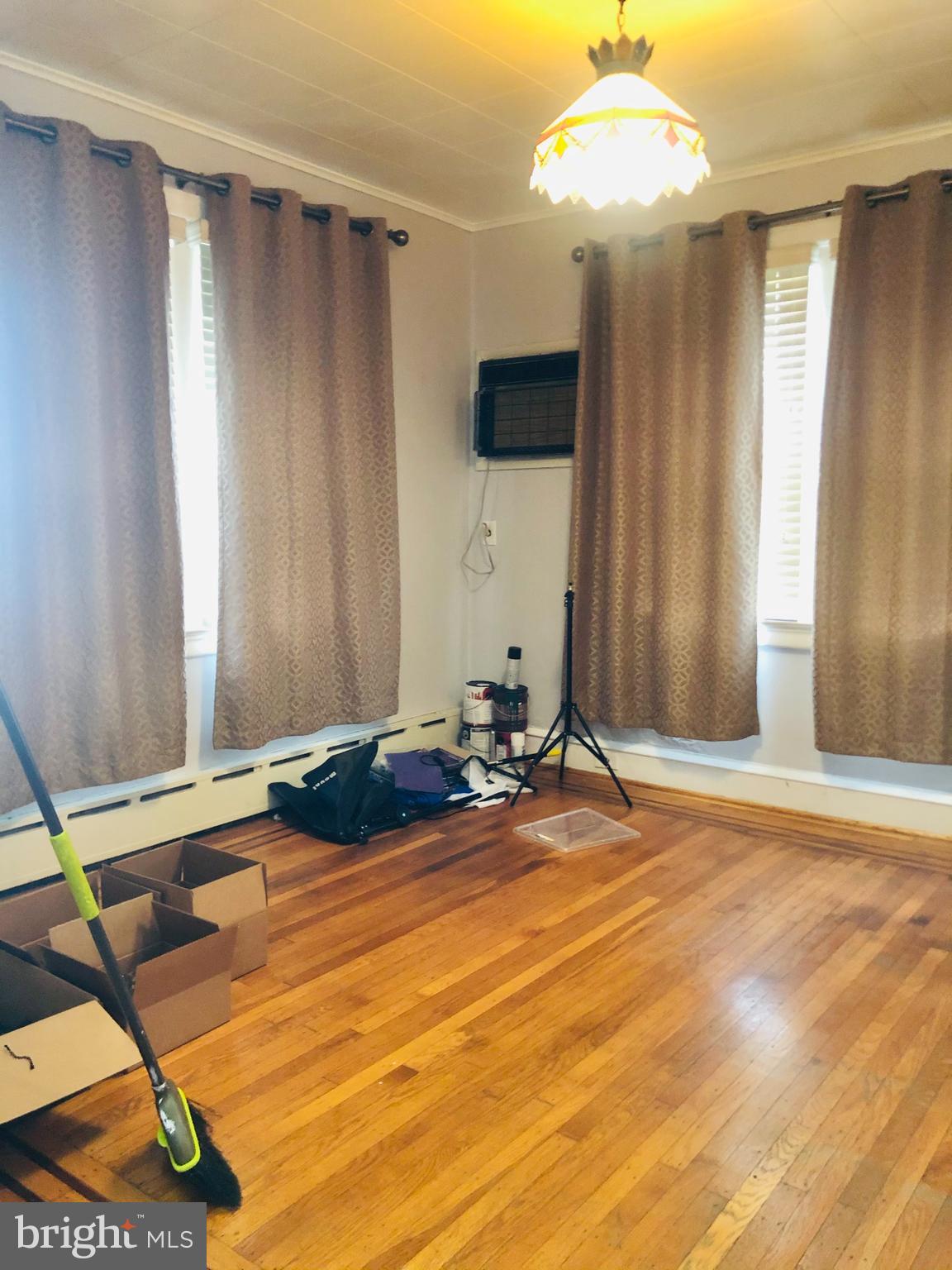 2105 Ripley Street Philadelphia, PA 19152 - Photo 3 of 24 Gallery Image 3