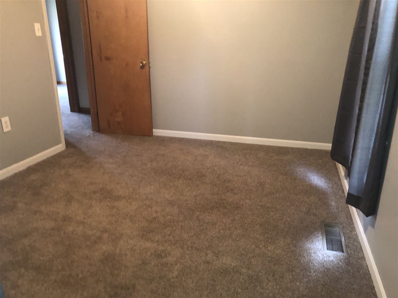 2231 East County Line Road Hale, MI 48739 - Photo 9 of 24 1881241-8.JPG