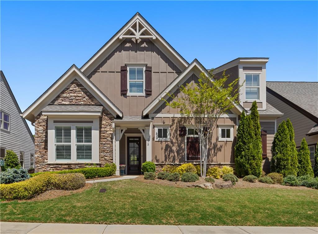 Inviting Curb Appeal!