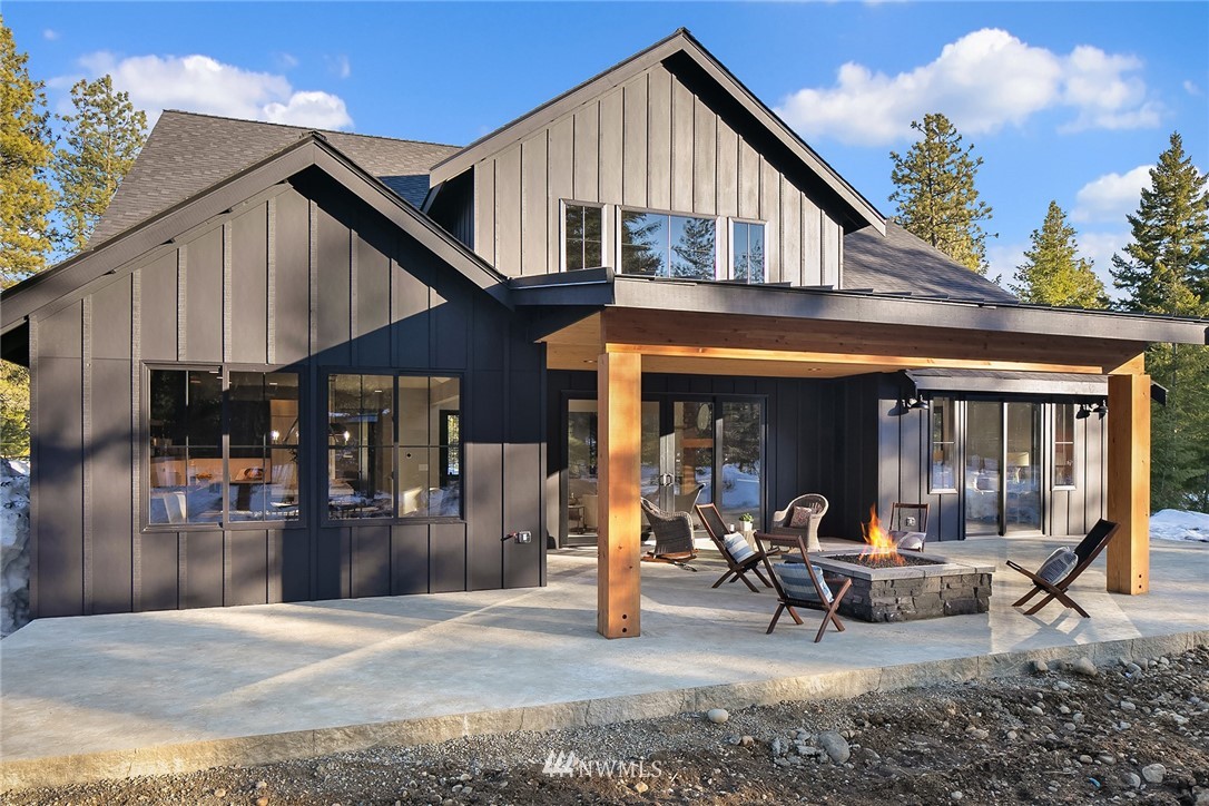 651 Bakers Road Ronald, WA 98940 - Photo 33 of 39 a view of a house with backyard porch and sitting area