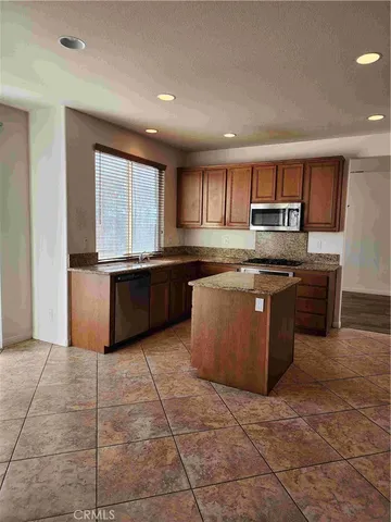 $3,450 | 34066 Keri Lynn Avenue, Murrieta, CA 92563