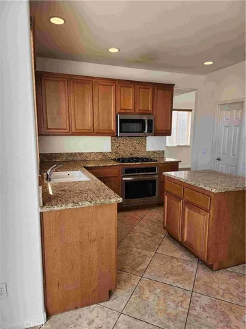 $3,450 | 34066 Keri Lynn Avenue, Murrieta, CA 92563