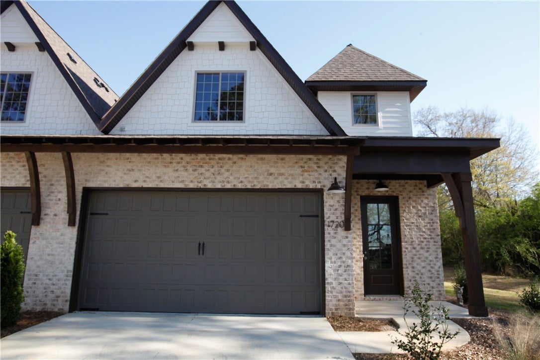1720 West Farmville Road Auburn, AL 36830 - Photo 1 of 20 Gallery Image 1