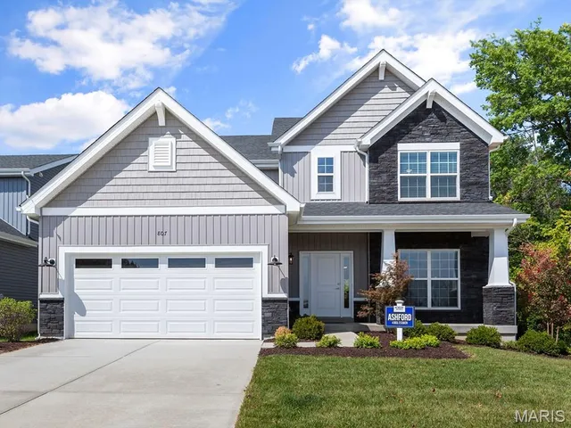 $330,900 | 2 Ashford At River Bluffs Manors, Florissant, MO 63031