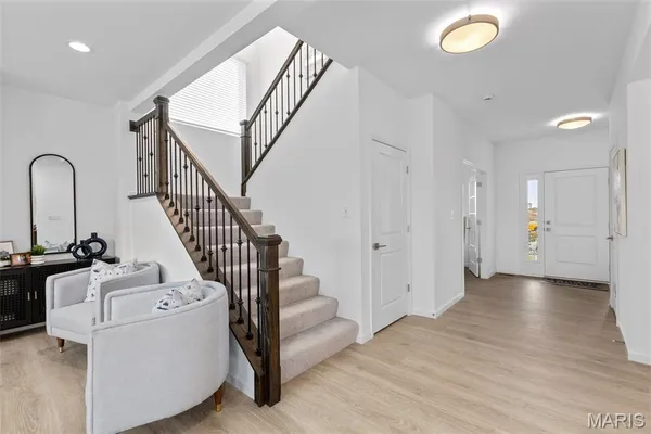 $330,900 | 2 Ashford At River Bluffs Manors, Florissant, MO 63031