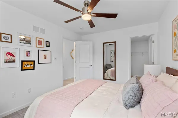$330,900 | 2 Ashford At River Bluffs Manors, Florissant, MO 63031