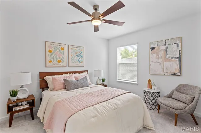 $330,900 | 2 Ashford At River Bluffs Manors, Florissant, MO 63031