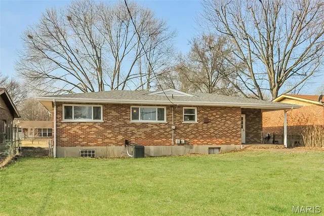 $1,540 | 535 Ryan Drive, Florissant, MO 63031