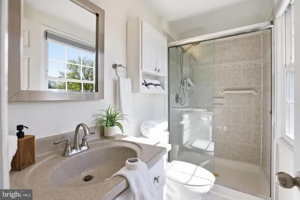$3,600 | 4102 Port Rae Lane, Fairfax, VA 22033