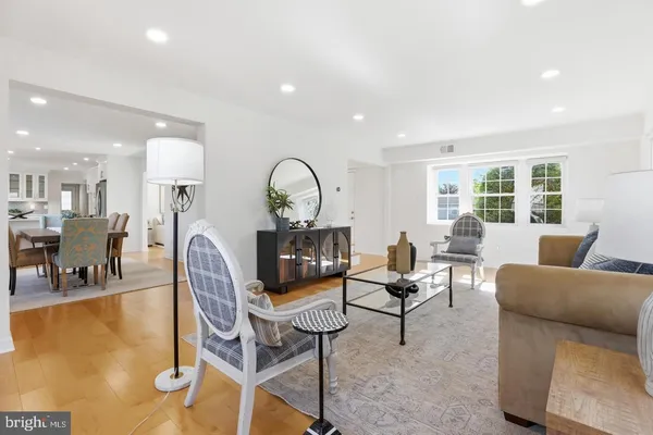$3,600 | 4102 Port Rae Lane, Fairfax, VA 22033