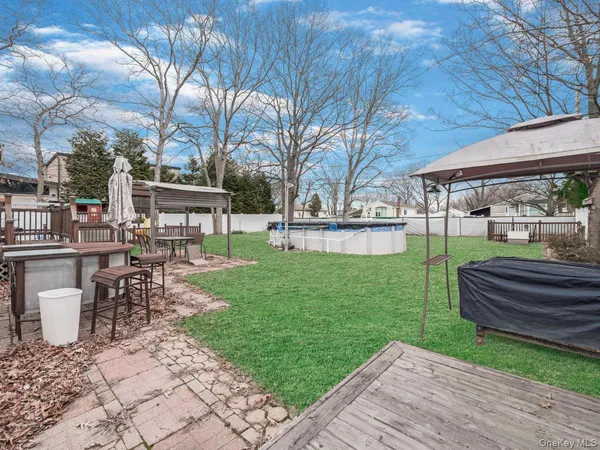 $639,999 | 1255 Udall Road, Bay Shore, NY 11706