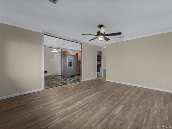 $639,999 | 1255 Udall Road, Bay Shore, NY 11706