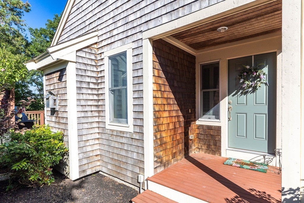 25 Rigsdale Way, Unit 25 Plymouth, MA 02360 - Photo 29 of 38 a view of a house with a window and stairs