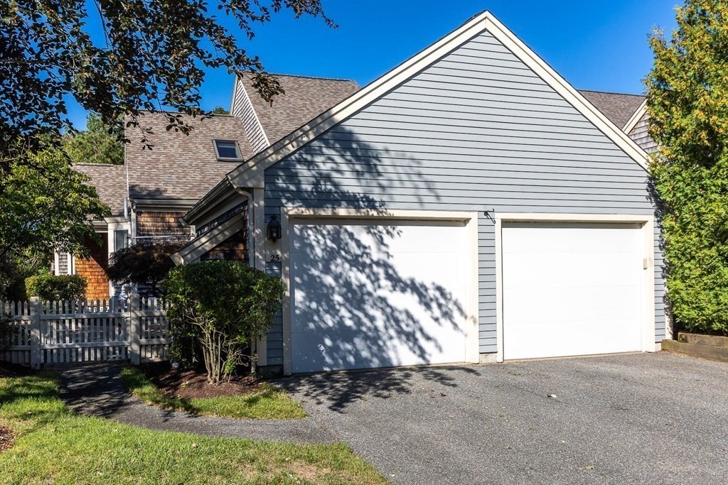 25 Rigsdale Way, Unit 25 Plymouth, MA 02360 - Photo 3 of 38 a view of a house with a yard