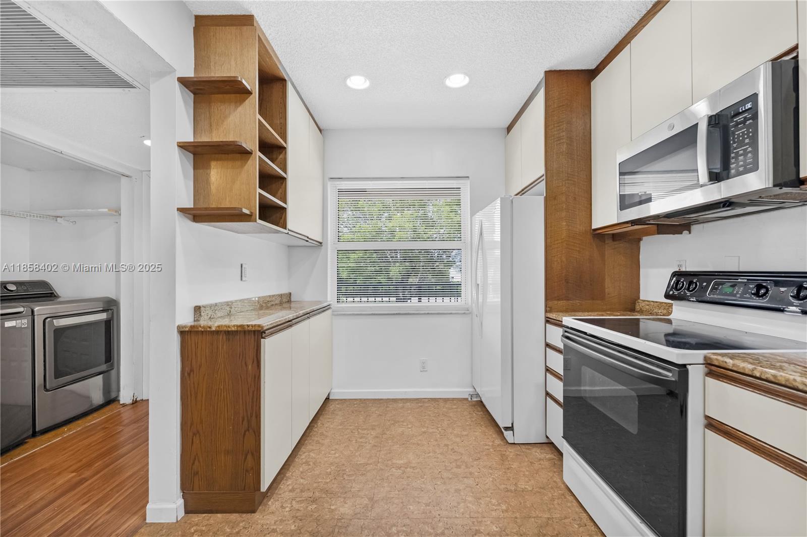 11160 West Sample Road, Unit 11160 Coral Springs, FL 33065 - Photo 24 of 37